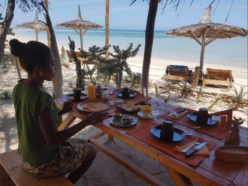 Mada Surf Ranch Otel Anakao Dış mekan fotoğraf