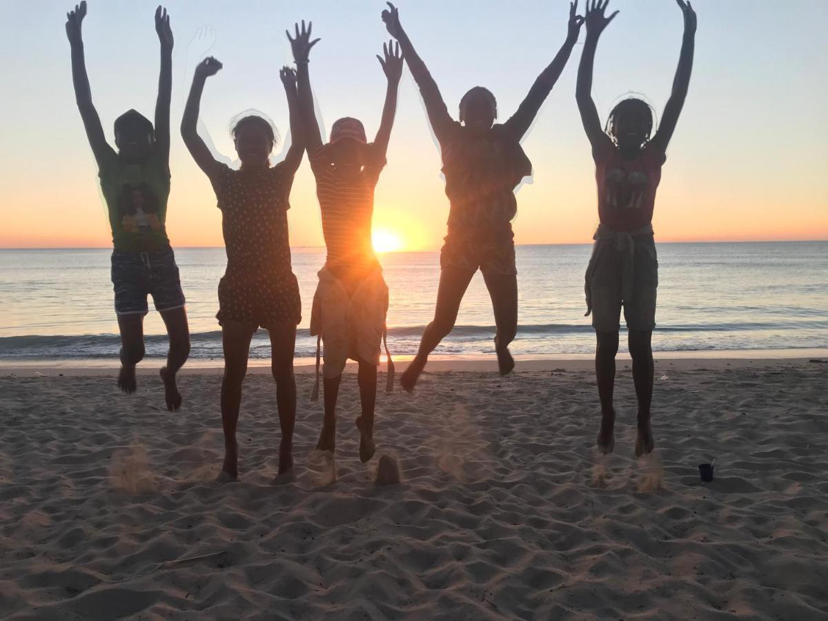 Mada Surf Ranch Otel Anakao Dış mekan fotoğraf