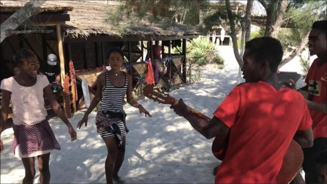 Mada Surf Ranch Otel Anakao Dış mekan fotoğraf
