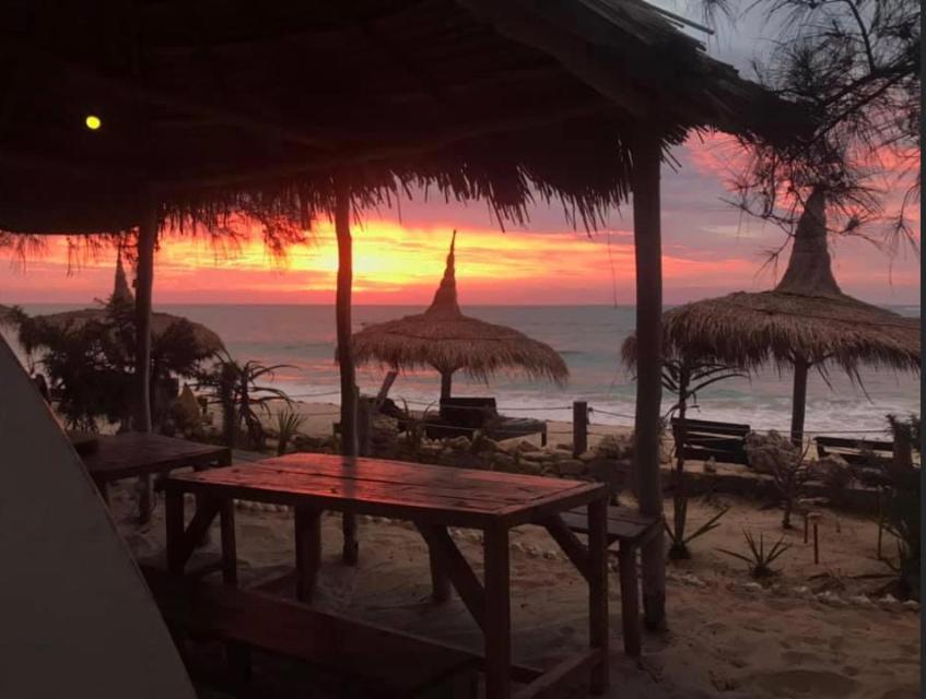 Mada Surf Ranch Otel Anakao Dış mekan fotoğraf