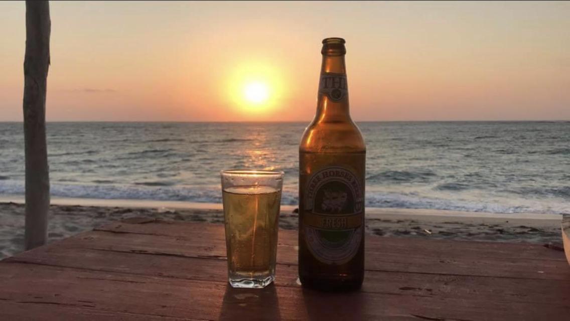Mada Surf Ranch Otel Anakao Dış mekan fotoğraf