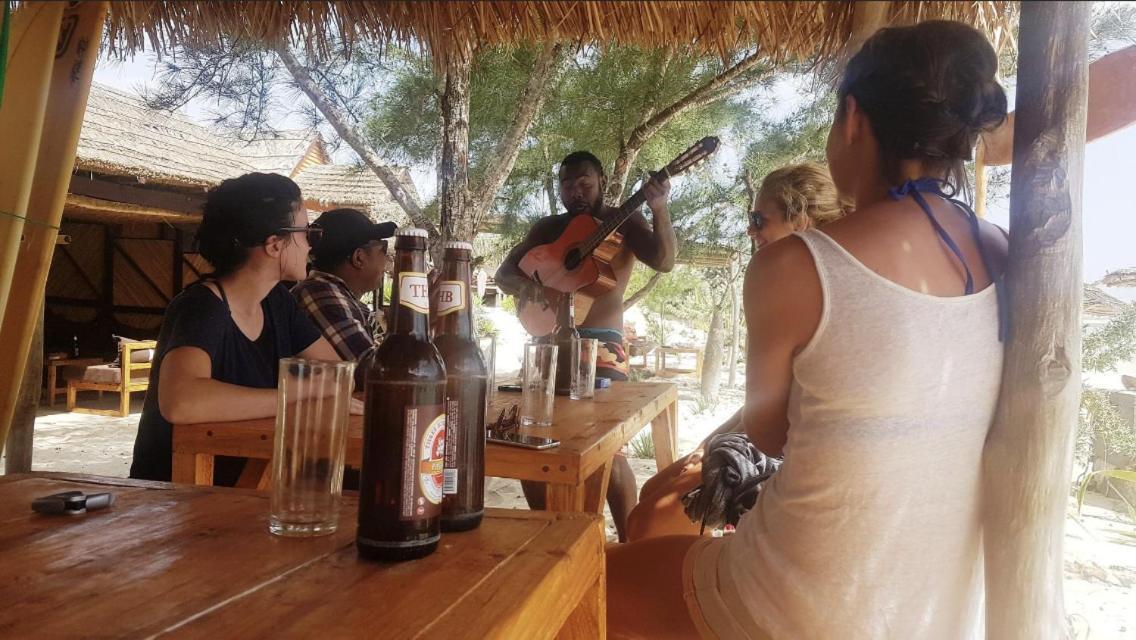 Mada Surf Ranch Otel Anakao Dış mekan fotoğraf